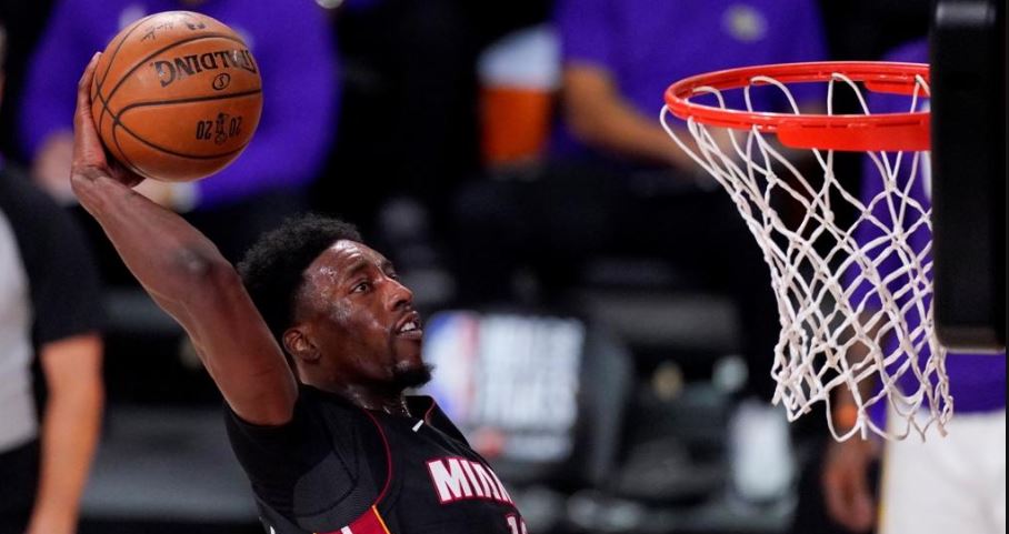 Bam Adebayo firma extensión de contrato con el Miami Heat