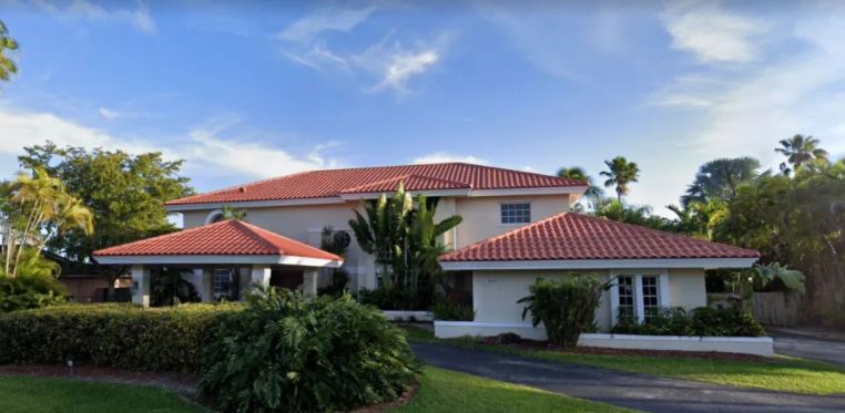 Dos personas murieron en mansión ofertada por Airbnb en Miami