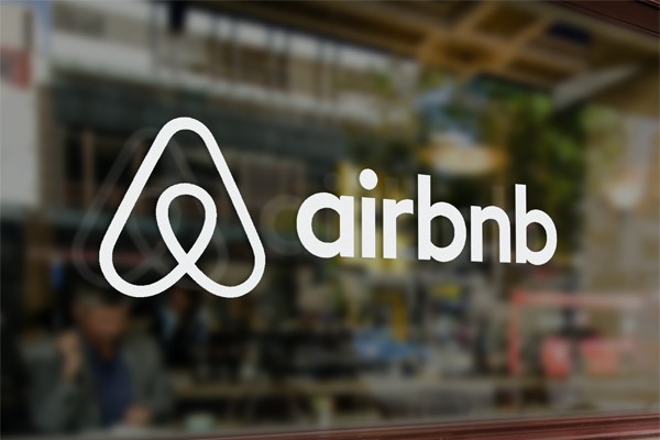Airbnb implementa nuevas herramientas de detección para detener las fiestas