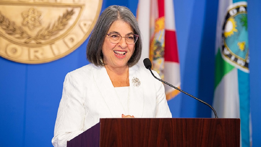 Alcaldesa de Miami-Dade propone recorte en tasa de impuestos a la propiedad