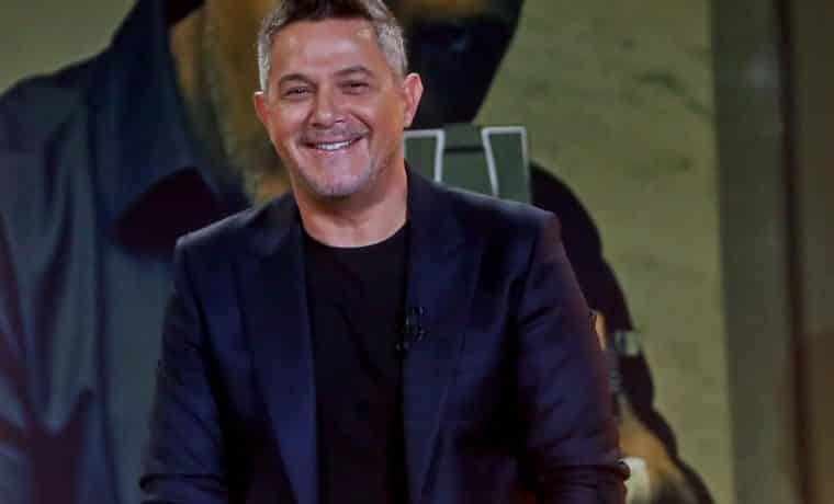 “Gracias Messi, eres el más grande”: Alejandro Sanz festejó su cumpleaños con triunfo argentino