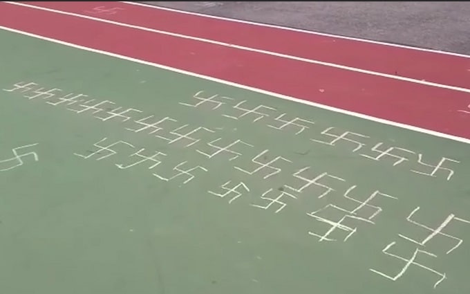 Autoridades de Broward rechazan mensajes antisemitas en un colegio