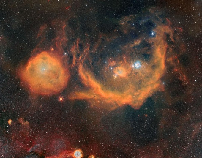 Astrónomos detectaron una nebulosa en la flama de la constelación de Orión