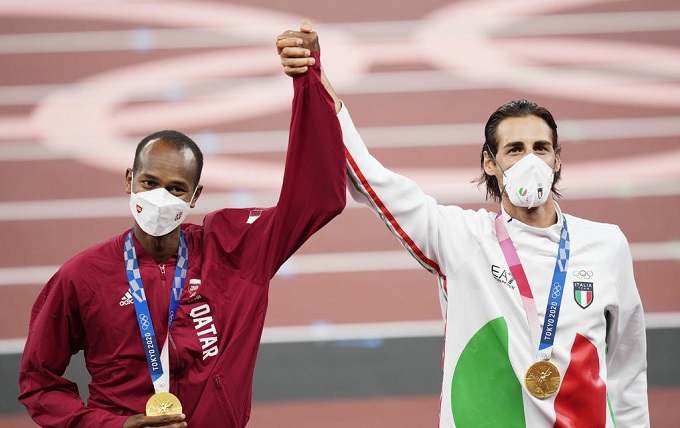 Gesto de atletas italiano y catarí  no es el primero que se ve en una justa olímpica