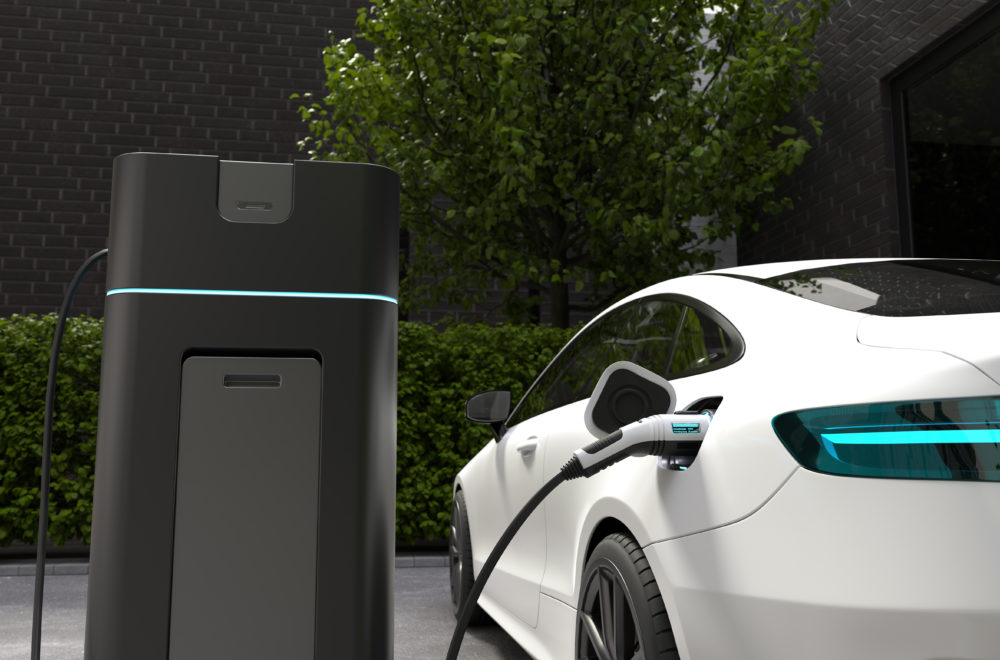 Por qué es más caro asegurar un auto eléctrico