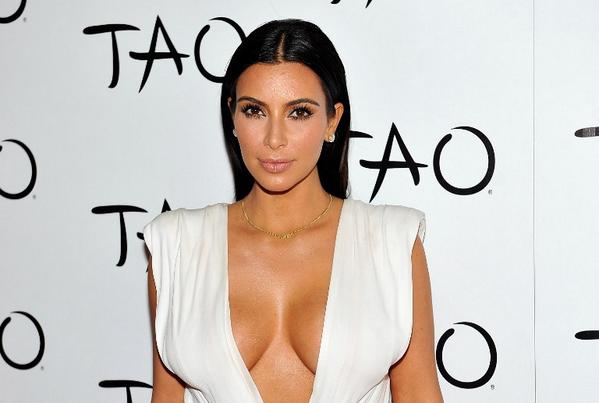 Kim Kardashian de símbolo sexual al cine infantil…  ¡Participará en ‘La Patrulla Canina’!