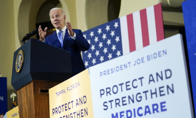 Biden promete en Florida no reducir presupuesto de programas de sanidad pública