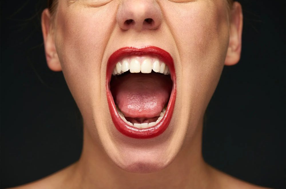 Sexo oral aumentaría riesgo de padecer cáncer de garganta