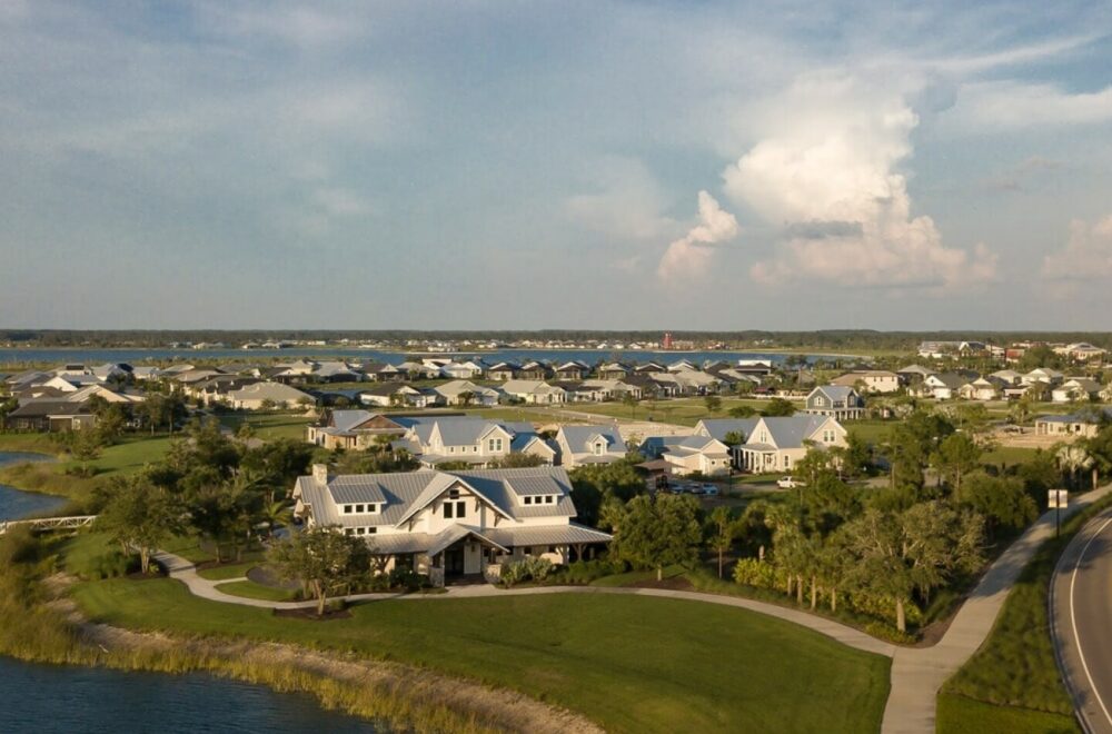 La ciudad “antihuracán” en Florida que permaneció intacta tras paso de Milton