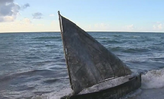 ¡Sorpresa! Barco llegó a Hallandale Beach cargado de migrantes cubanos