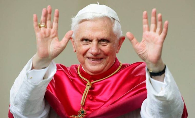 Vaticano confirma la muerte del Papa Emérito Benedicto XVI