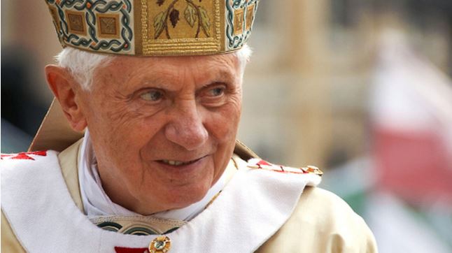 Benedicto XVI criticó duramente el matrimonio gay