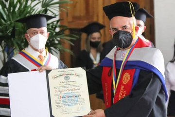 Universidad en Miami se desliga del doctorado honoris causa entregado a gobernador chavista