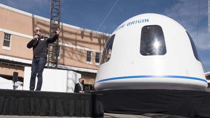 Multimillonario  Jeff Bezos hará este martes su sueño realidad de viajar al espacio