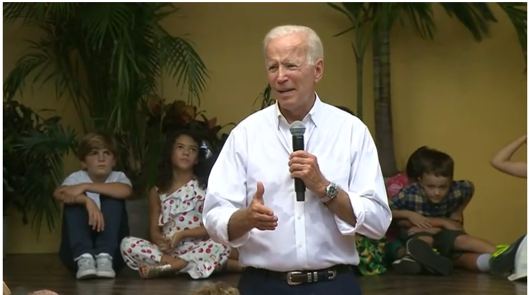 Joe Biden de campaña en Little Havana