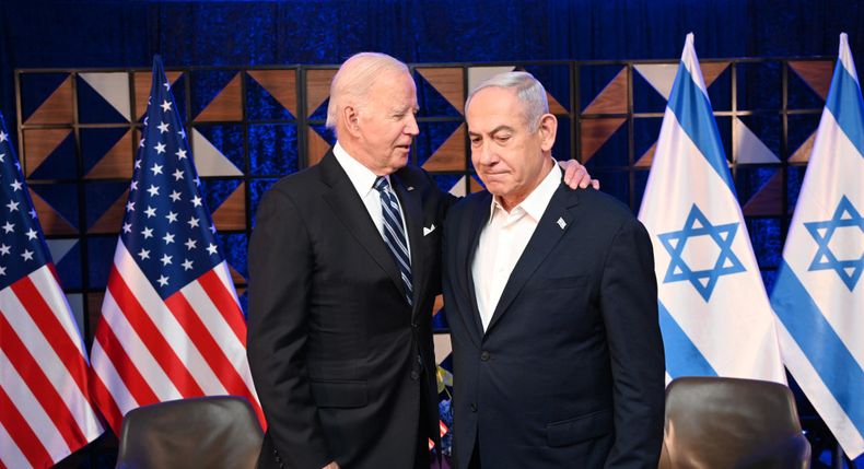 Biden llega a Israel en medio de nueva explosión que aumenta tensiones
