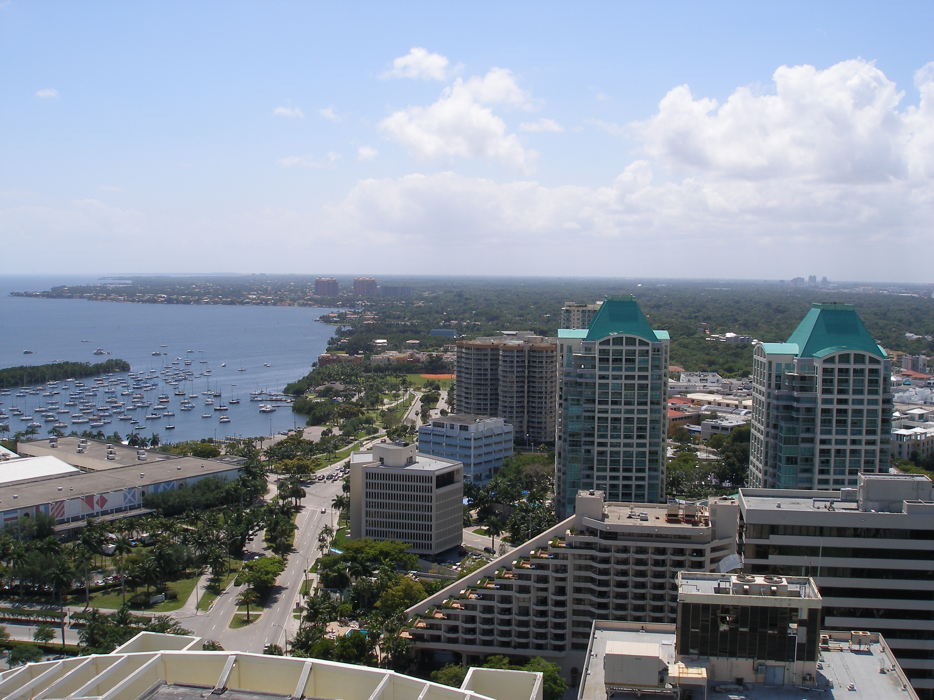 Ciudad de Miami adelanta plan para construir 12 mil viviendas asequibles