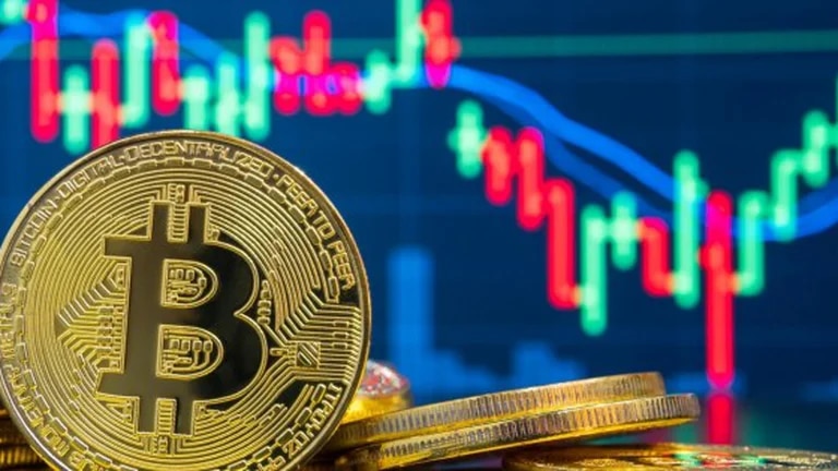 Bitcoin perdió en dos meses más del 75 % de lo que ganó en 2021