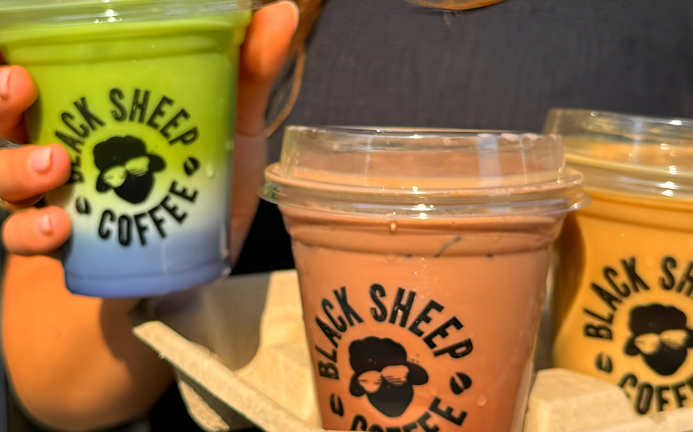 ¡Primera en Florida! Cafetería popular de Reino Unido abre en Coconut Grove