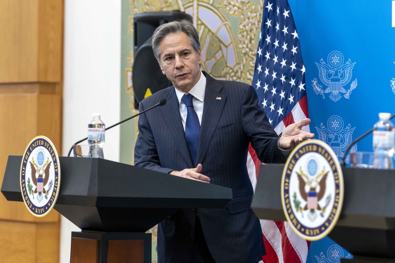 EEUU trasladó a su personal diplomático en Ucrania a Polonia