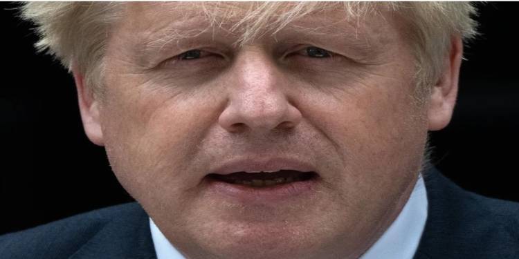 Boris Johnson presentó su dimisión oficial ante la reina Isabel ll