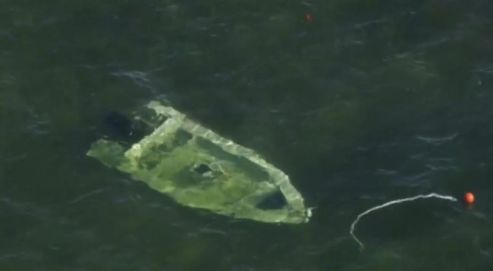 Bote se hundió en la Bahía de Biscayne tras impactar con marcador de concreto