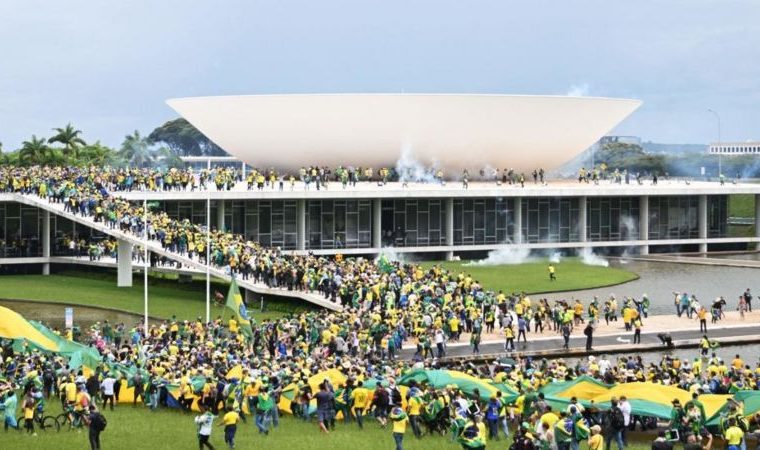 Violencia en Brasil: Oposición tomó el Congreso, palacio presidencial y Corte Suprema