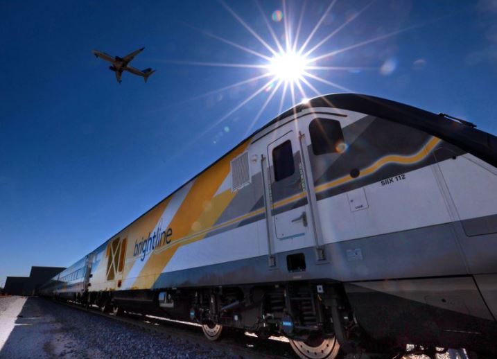 Brightline llegó hasta el Aeropuerto Internacional de Orlando