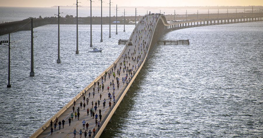 Se está trabajando en el nuevo puente Seven Mile para los Cayos de Florida