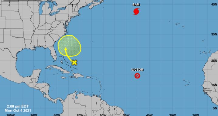 Centro Nacional de Huracanes rastrea sistemas cerca de Florida