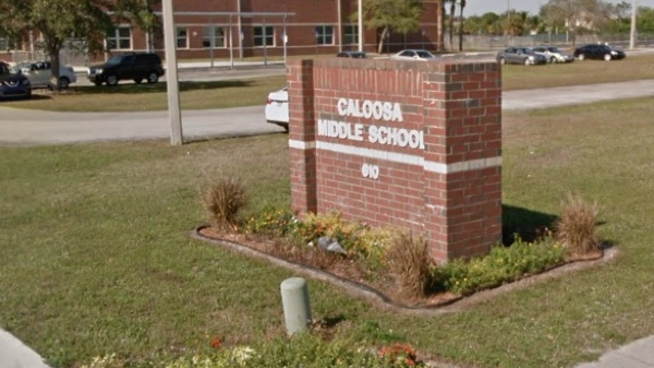 Niño fue arrestado por amenazar con tiroteo masivo a su escuela en Florida