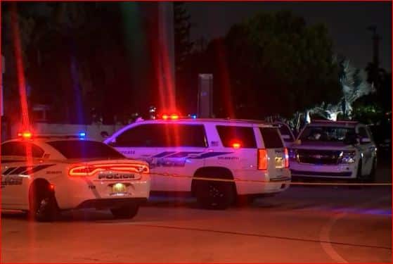 ¡Última Hora! Equipo SWAT custodia escuela secundaria en Miami Spring