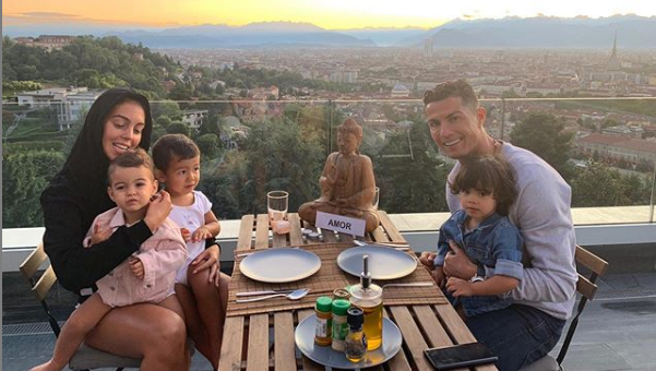 ¿Engreído? El lado familiar de Cristiano Ronaldo que quizás no conoces +Fotos y vídeo