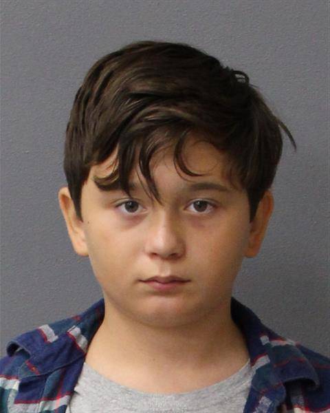 niño amenaza tiroteo