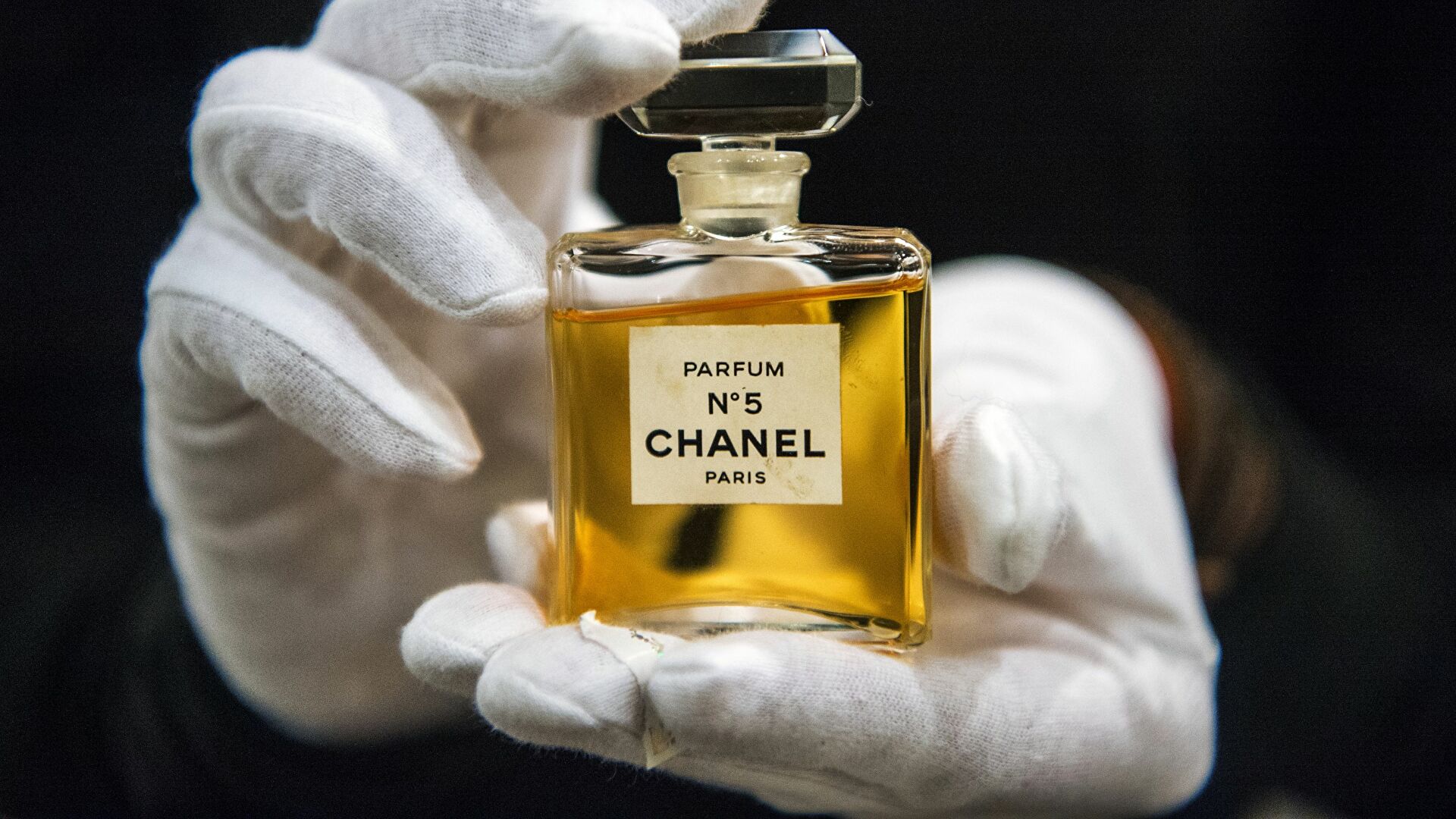 Centenario del perfume Chanel N°5 se festejará en Miami