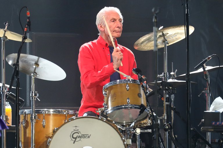 Murió el famoso baterista de los Rolling Stones, Charlie Watts