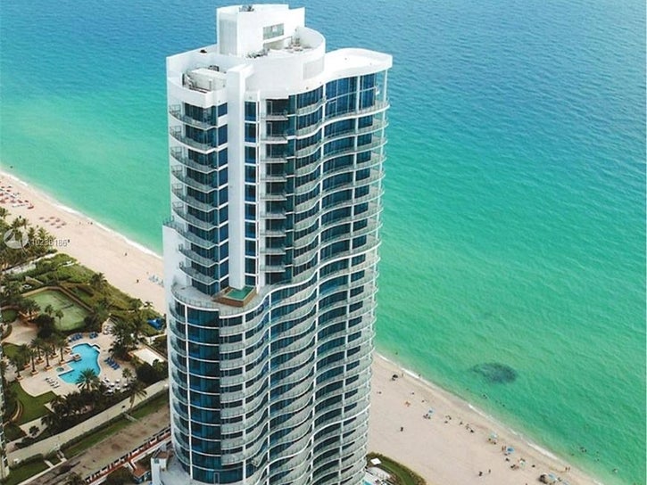 ¡Aprovecha! Venden espectacular Penthouse en Sunny Isles Beach por $22 millones (Fotos)