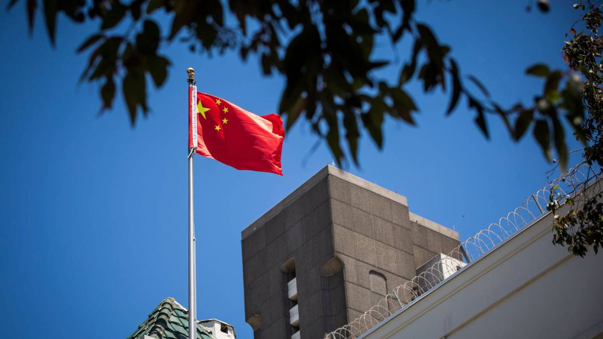 FBI persigue a científica china escondida en su consulado de San Francisco