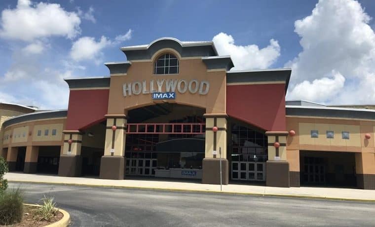 Guardia de seguridad agredió sexualmente a una menor en cine de Ocala