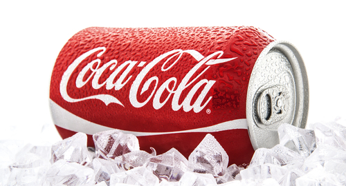 Coca-Cola retira su publicidad de las redes sociales