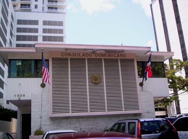 Consulado de RD en Miami instala sistema telefónico automatizado