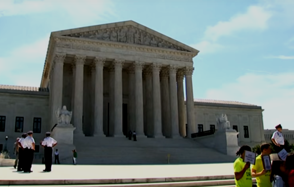 Corte Suprema rechaza eliminar programa DACA
