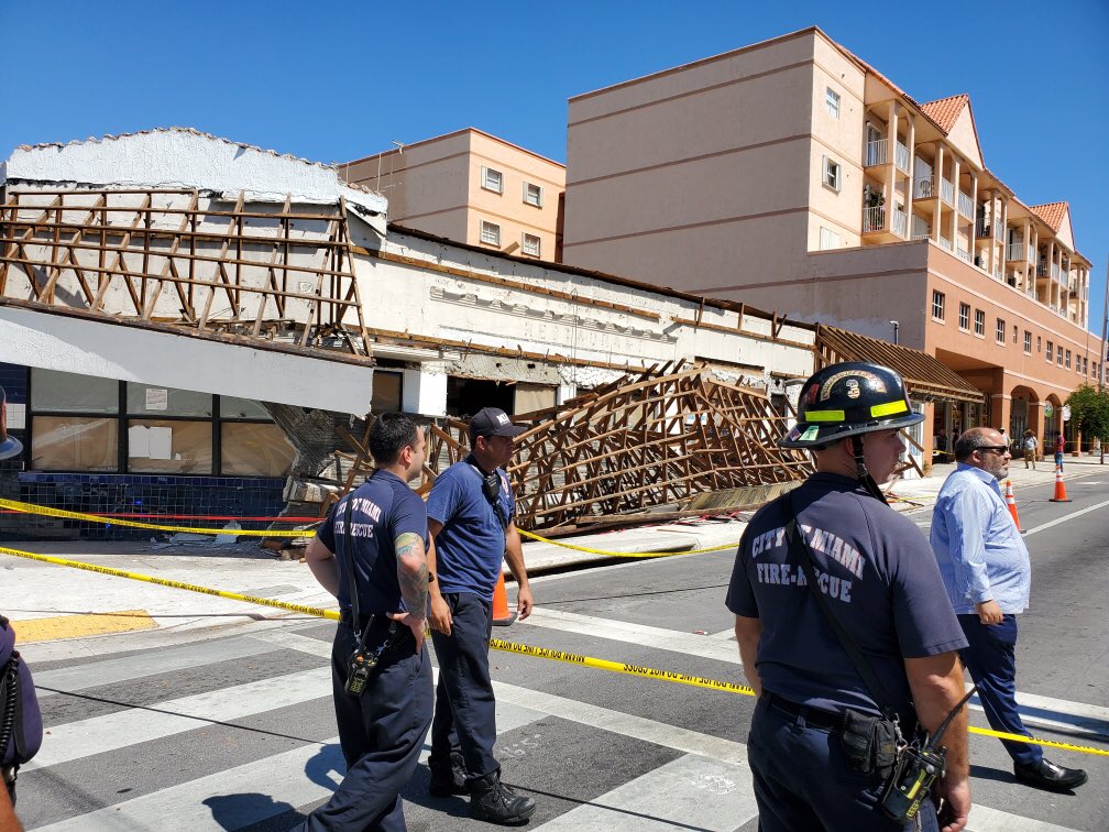 Una anciana resultó herida tras una demolición de edificio en Miami