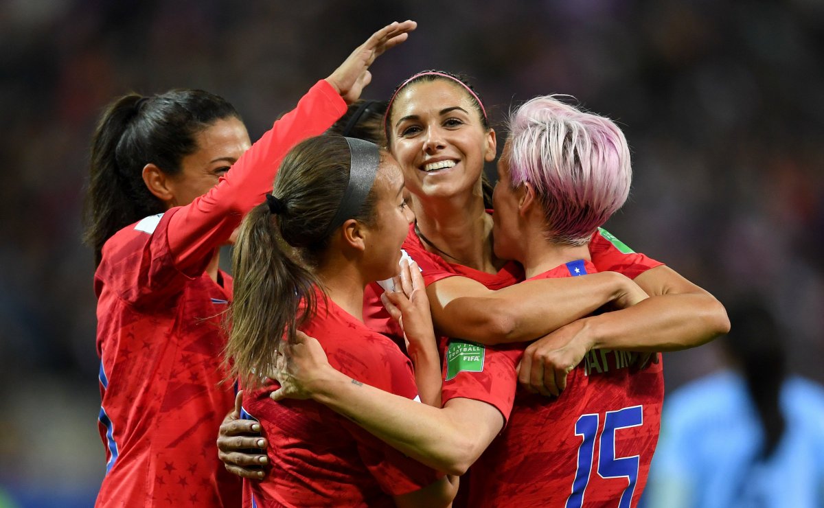 Estados Unidos debutó en el Mundial Femenino con goleada 13-0 ante Tailandia