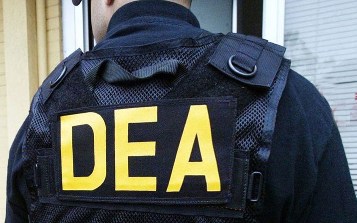 Agente colombiano de la DEA enfrentará juicio en Miami por vender información a narcotraficantes