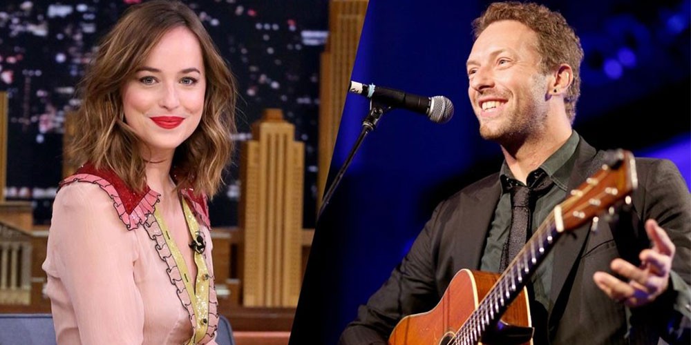 Dakota Johnson le hace un regaló a Chris Martin que revoluciona experiencia musical para fanáticos de Coldplay