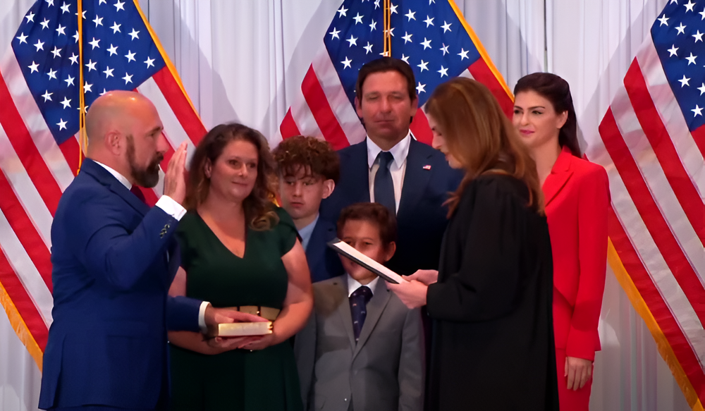 DeSantis nombra al senador y veterano Jay Collins como vicegobernador de Florida