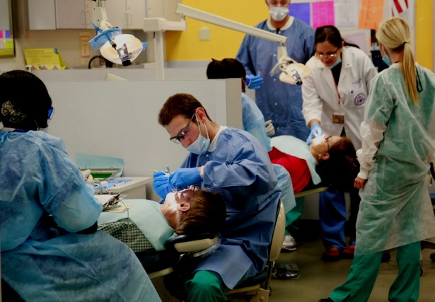 Programa de higiene dental del MDC es seleccionado como el mejor de Florida