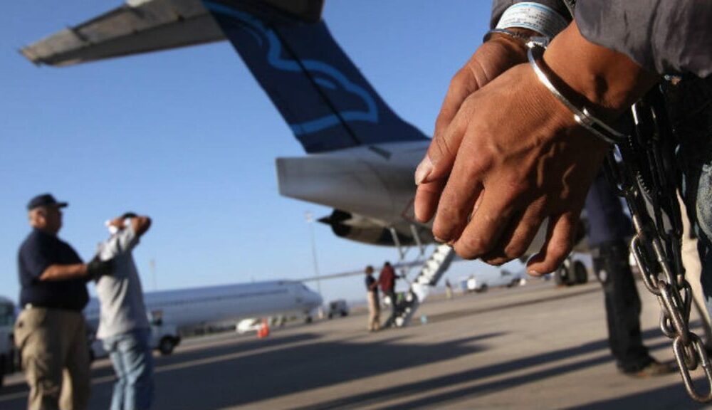 Cómo obtener la ciudadanía estadounidense si uno de tus padres fue deportado