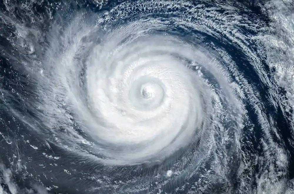Nueva depresión tropical amenaza con convertirse en huracán de gran impacto